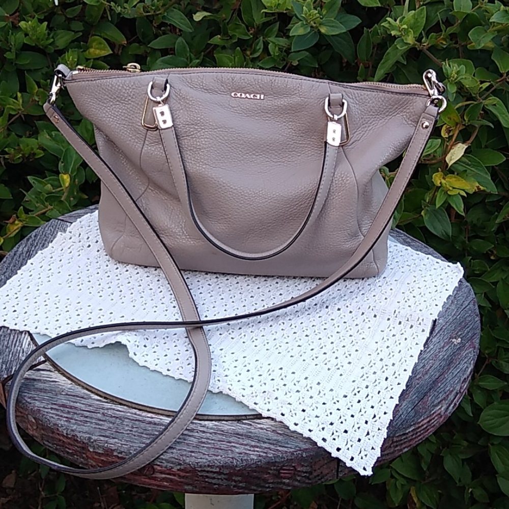 Coach Madison Kelsey cross body purse